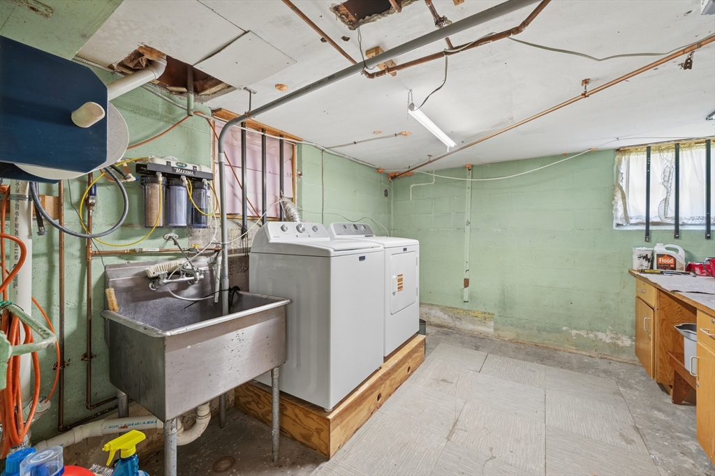 28 Wingold Street Property Photo 26