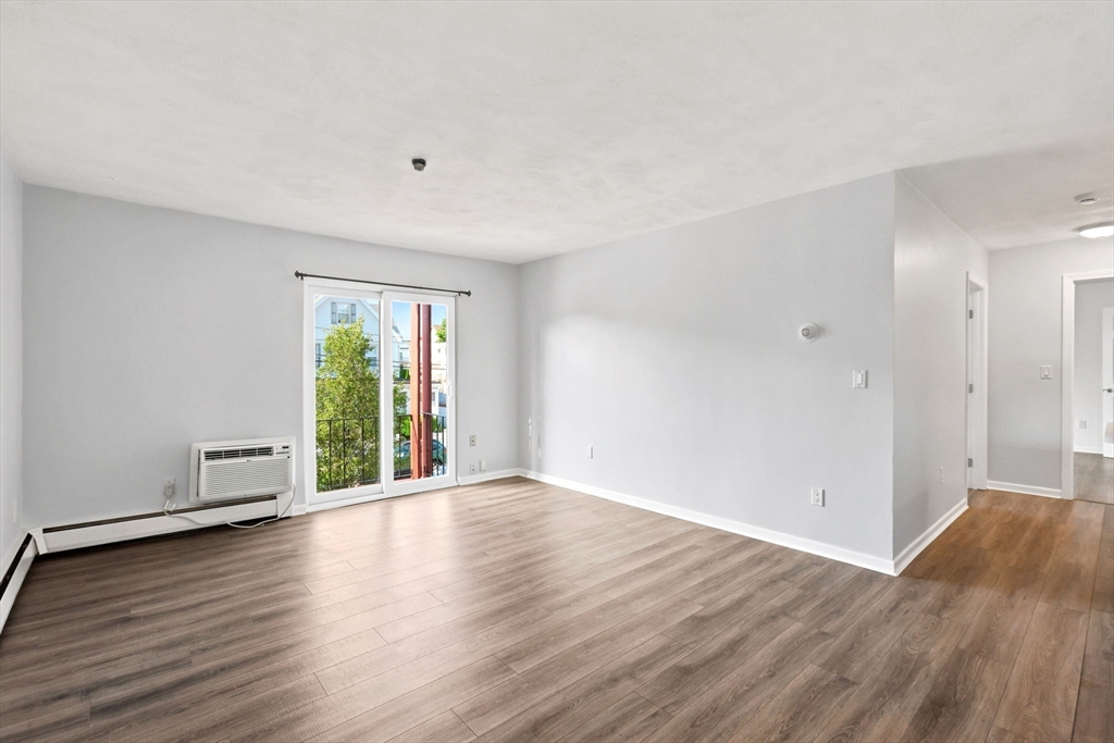 101 Waitest # C5 Property Photo 4