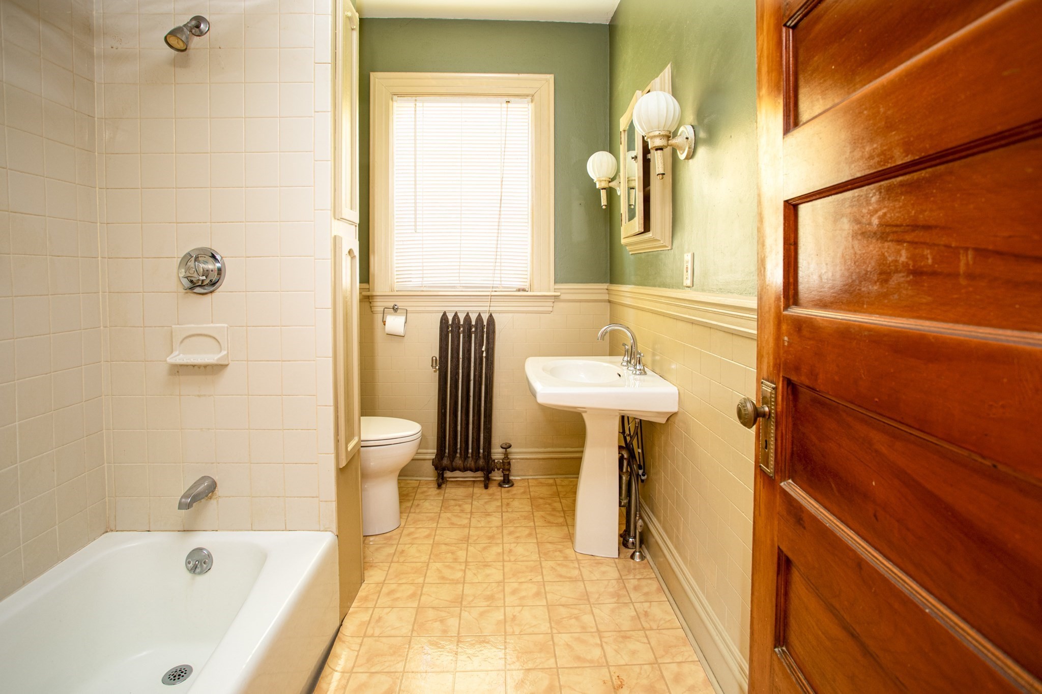 888 Rock St Property Photo 29