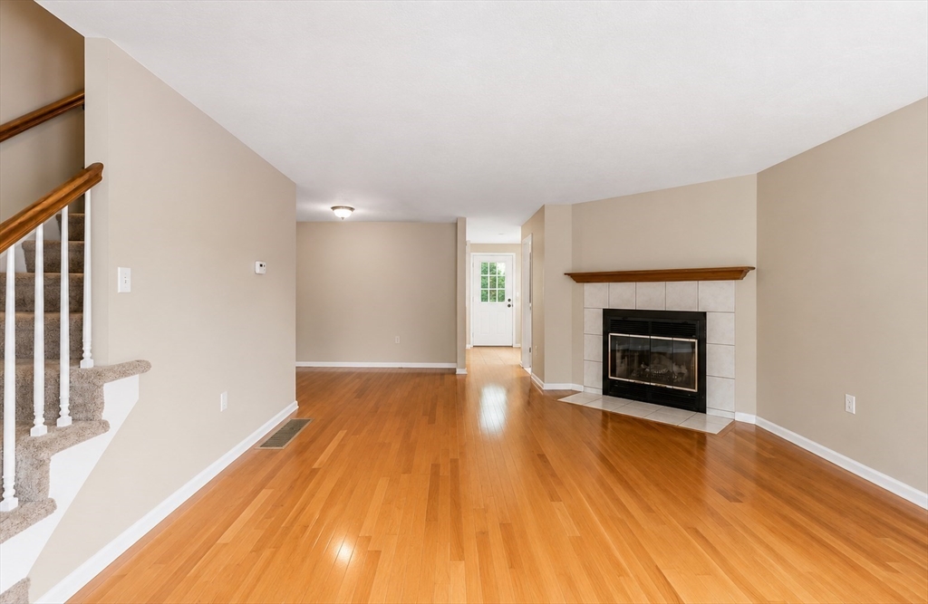 145 South St # 6 Property Photo 4