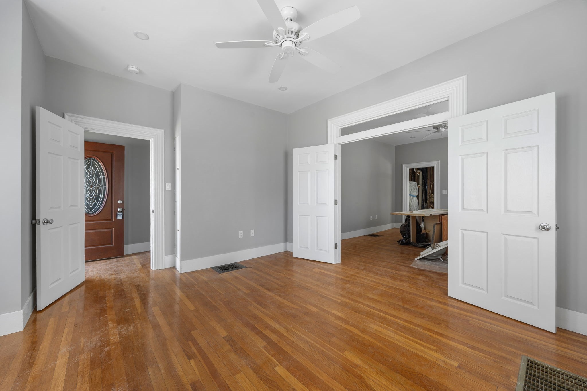 513-515 Cross St Property Photo 4