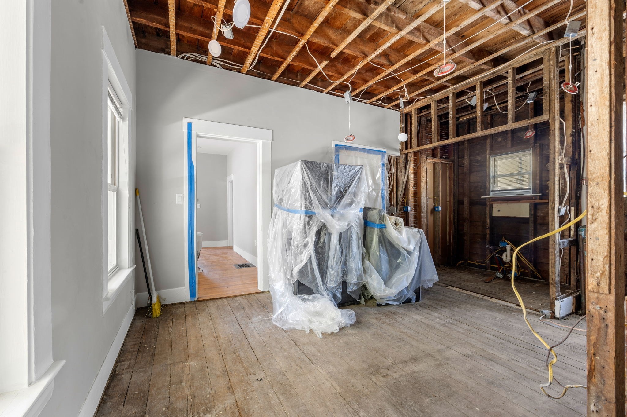 513-515 Cross St Property Photo 11