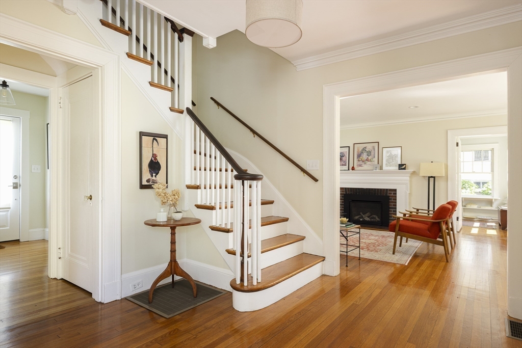 156 Common Street Property Photo 4