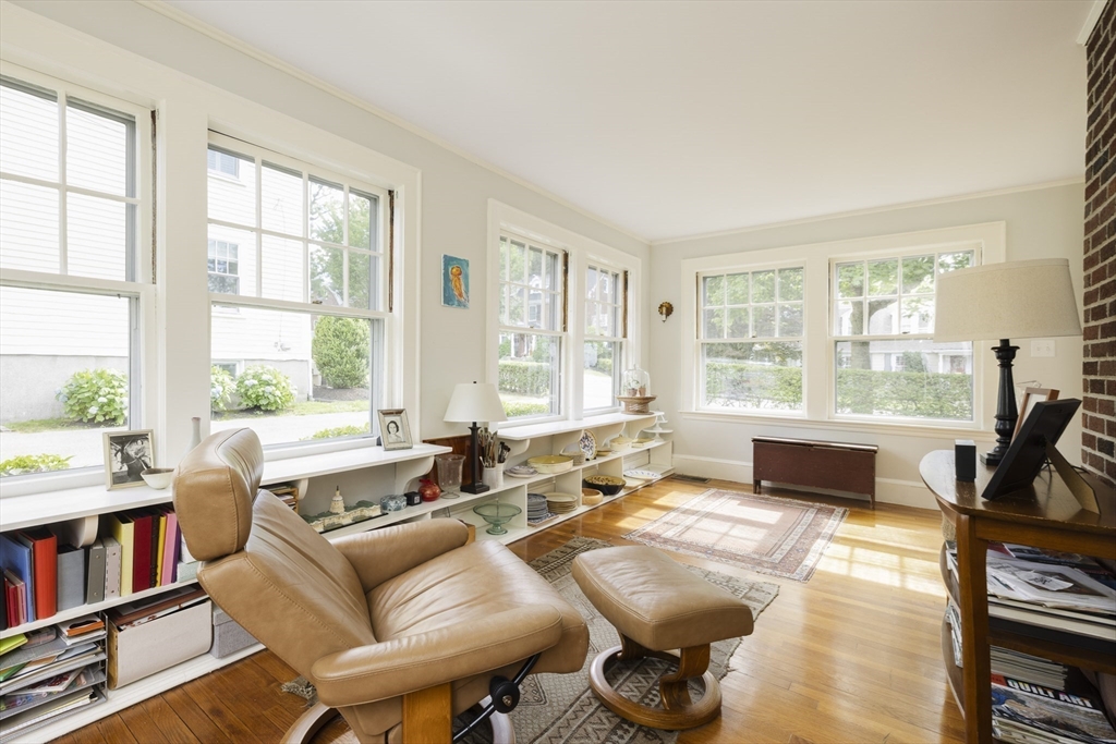 156 Common Street Property Photo 11