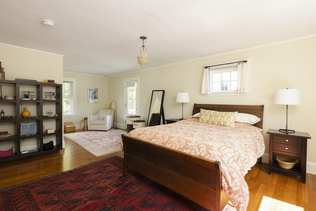 156 Common Street Property Photo 12