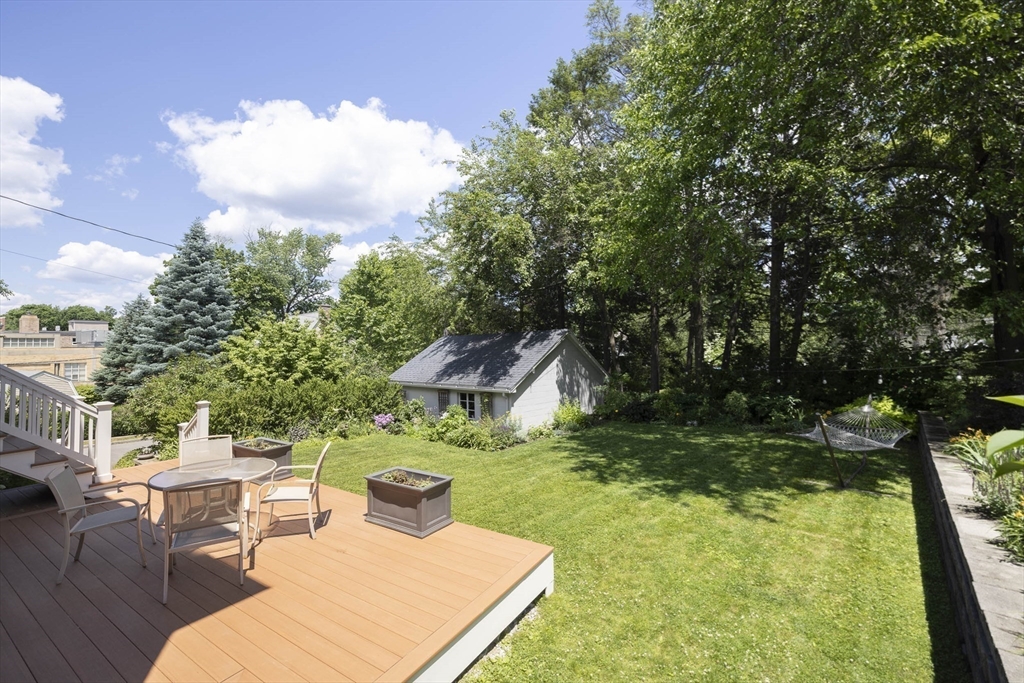 156 Common Street Property Photo 16