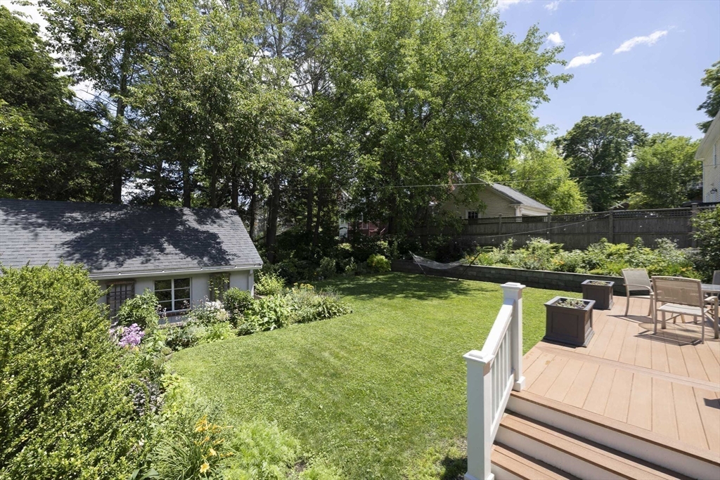 156 Common Street Property Photo 19
