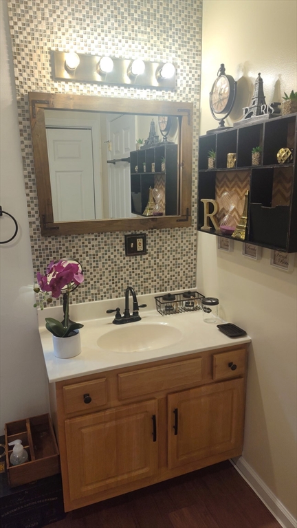 142 Jasper Property Photo 15