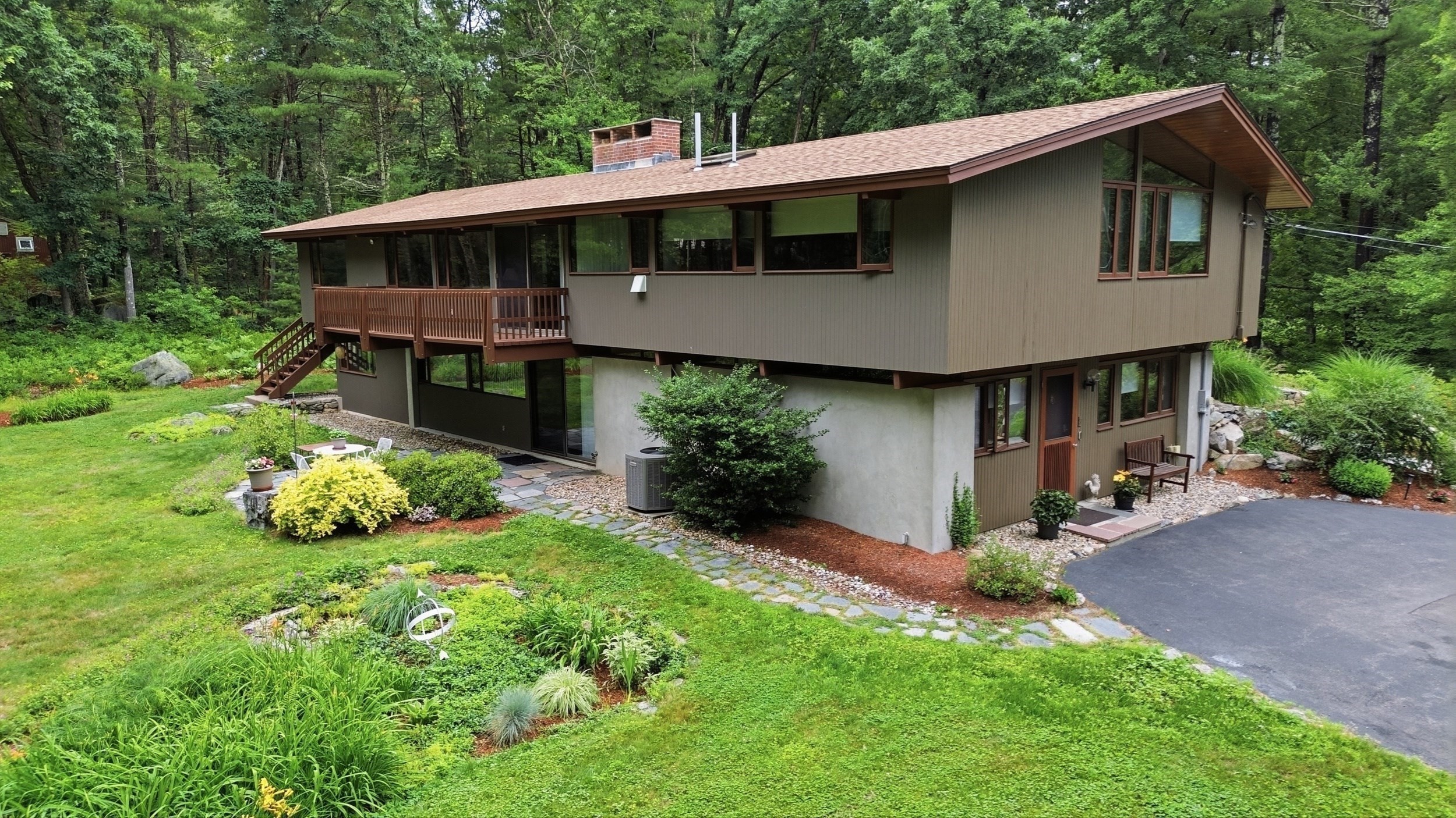 80 Evergreen Lane Property Photo 1
