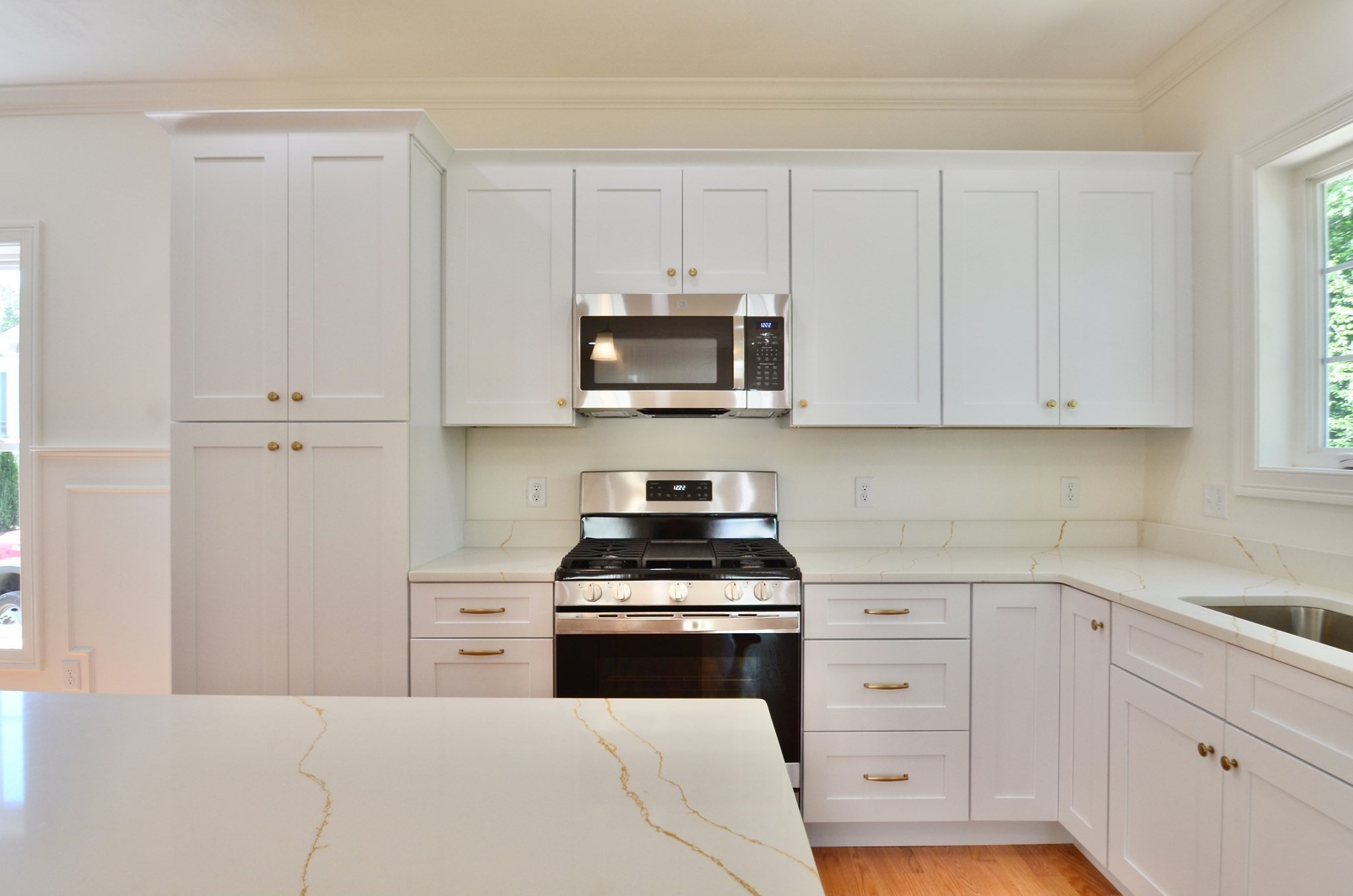 19a Crownshield # 19a Property Photo 6