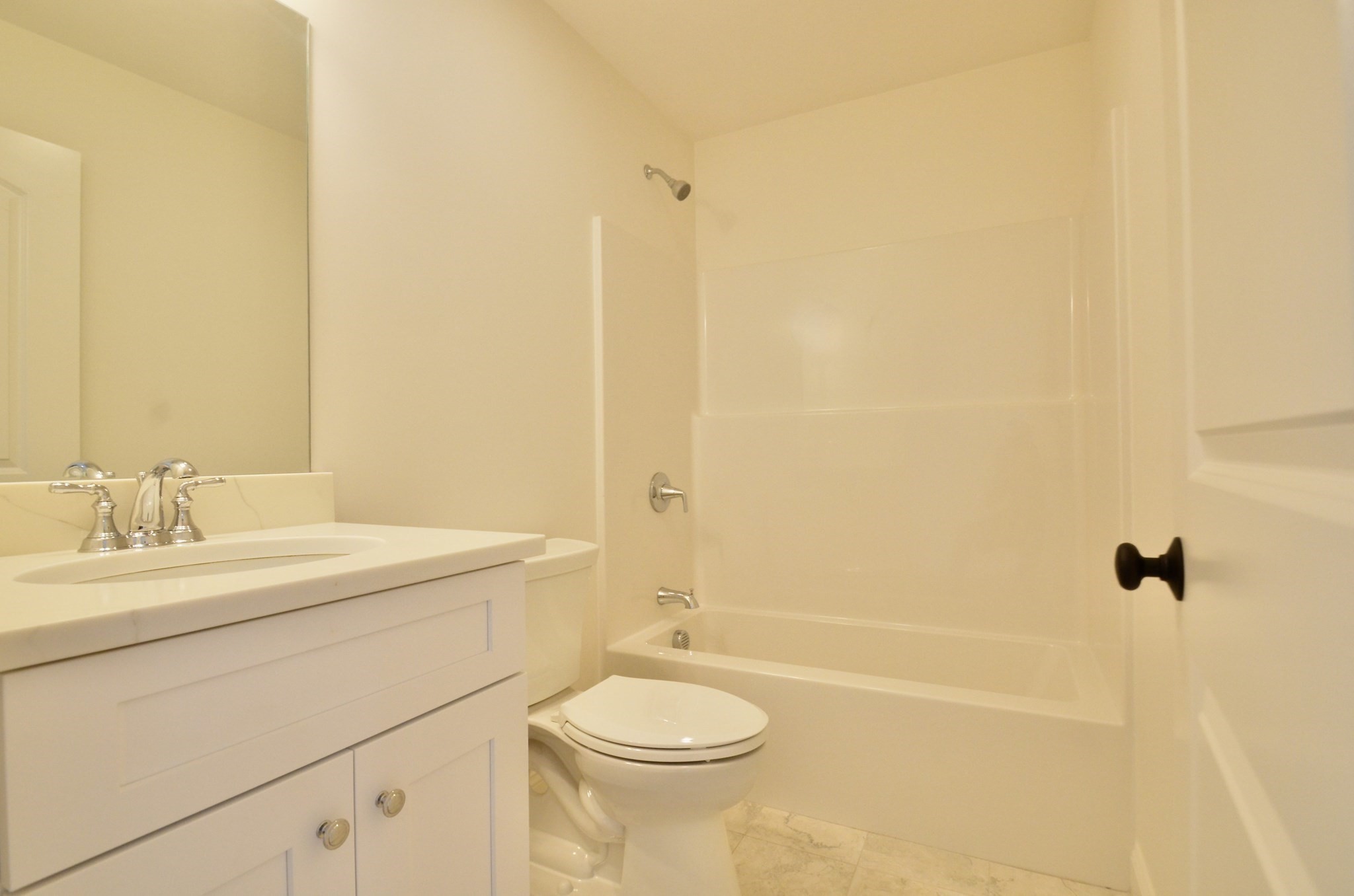 19a Crownshield # 19a Property Photo 8