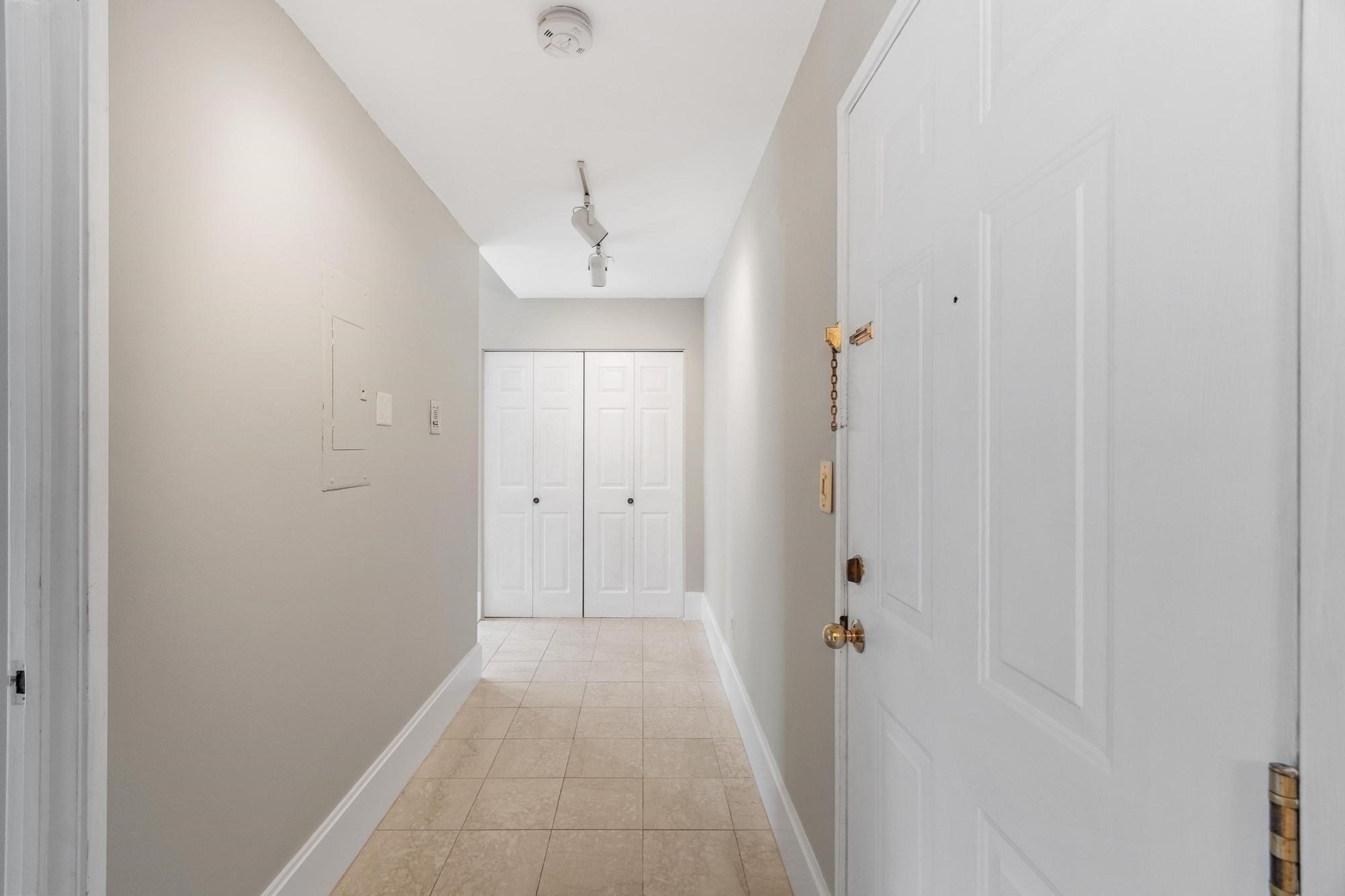54 Forest St # 412 Property Photo 2