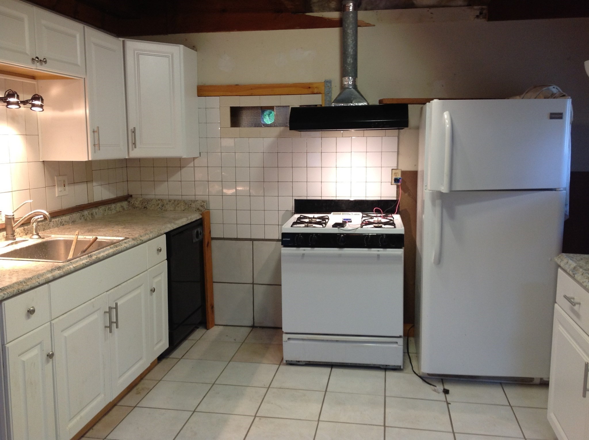 461 Warren Wright Rd Property Photo 3