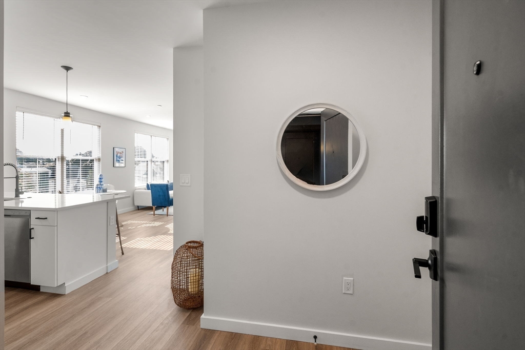 10 Somerset # 402 Property Photo 14