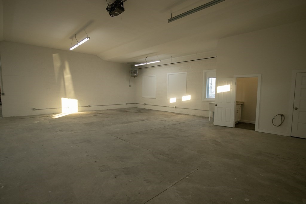 37 Franklin Street Property Photo 4
