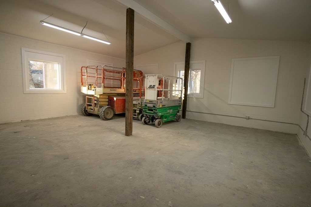 37 Franklin Street Property Photo 8