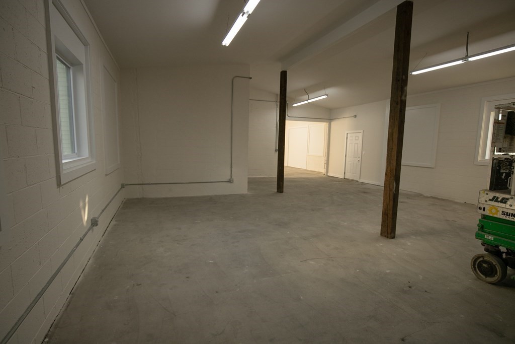 37 Franklin Street Property Photo 9