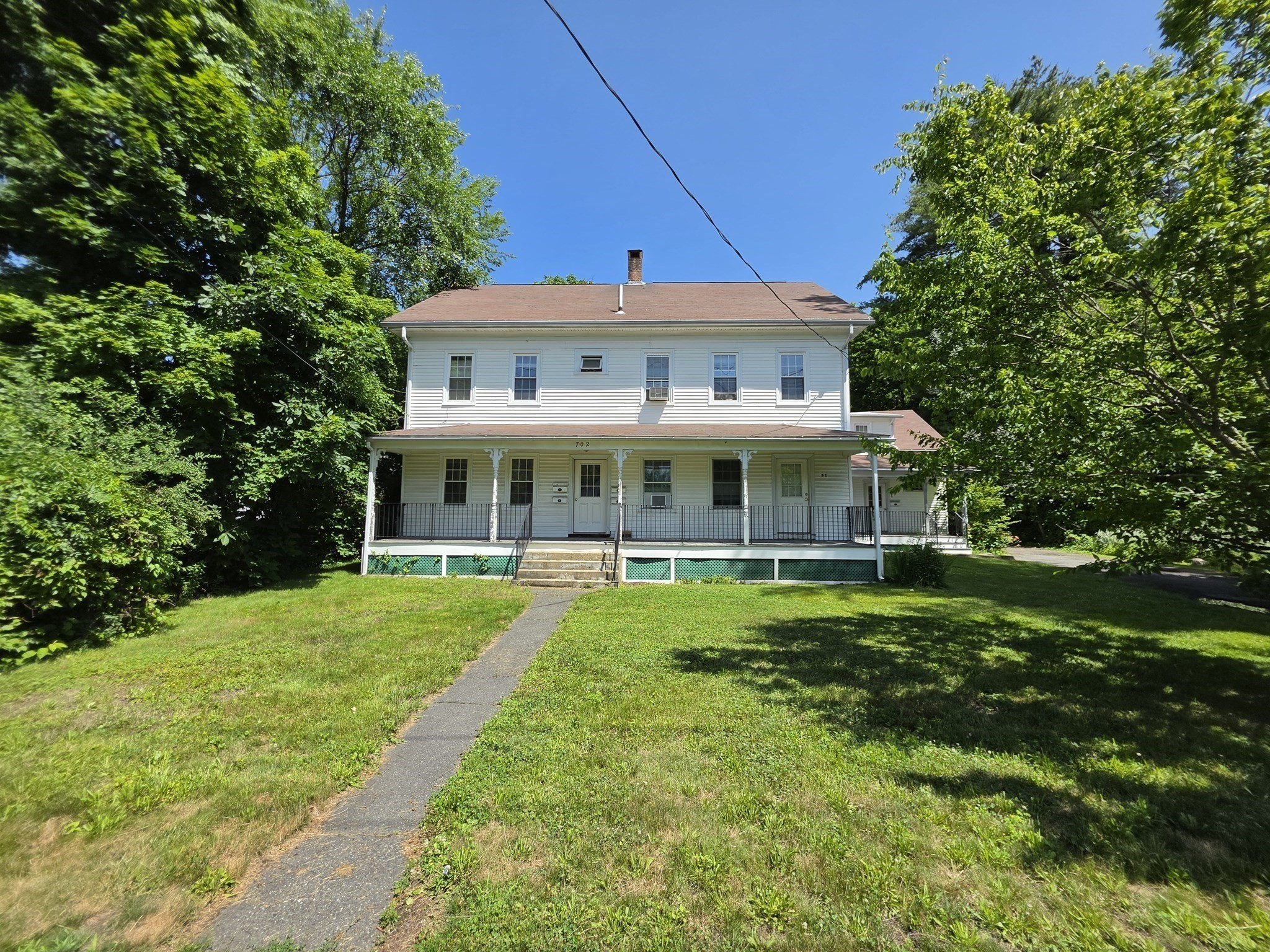 702-704 Main St Property Photo 25