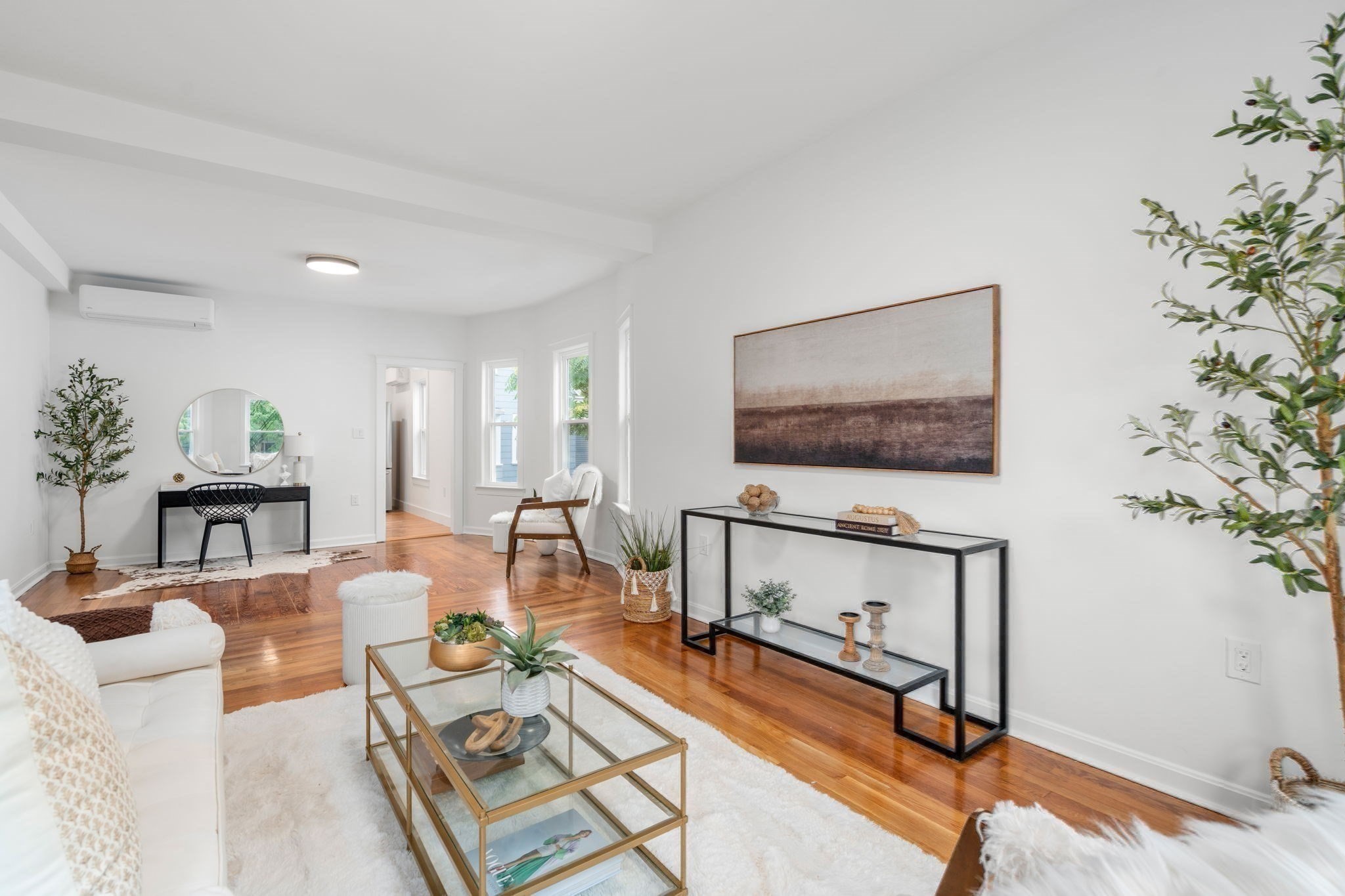 22 Charnwood Rd # 2 Property Photo 9