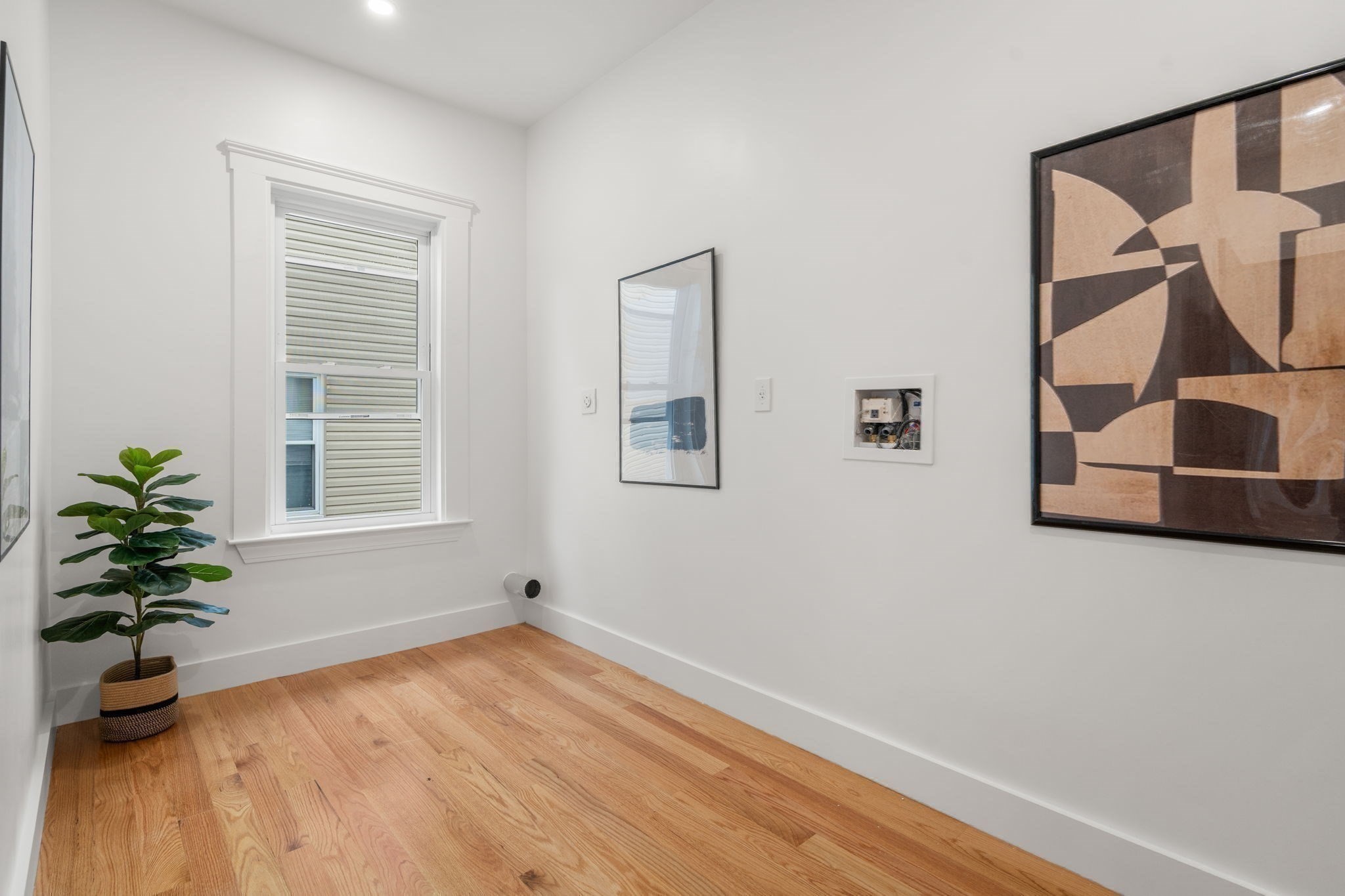 22 Charnwood Rd # 2 Property Photo 19