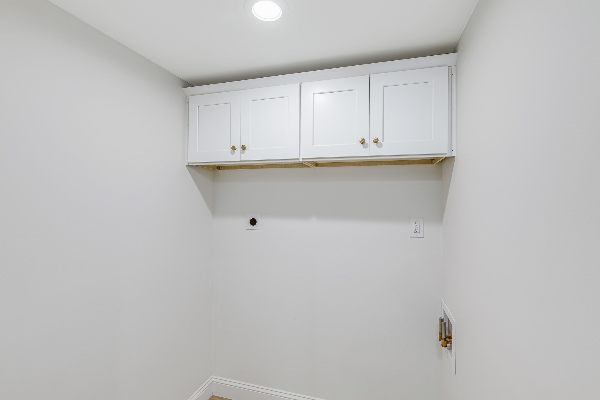 443 Merrimac St Property Photo 35