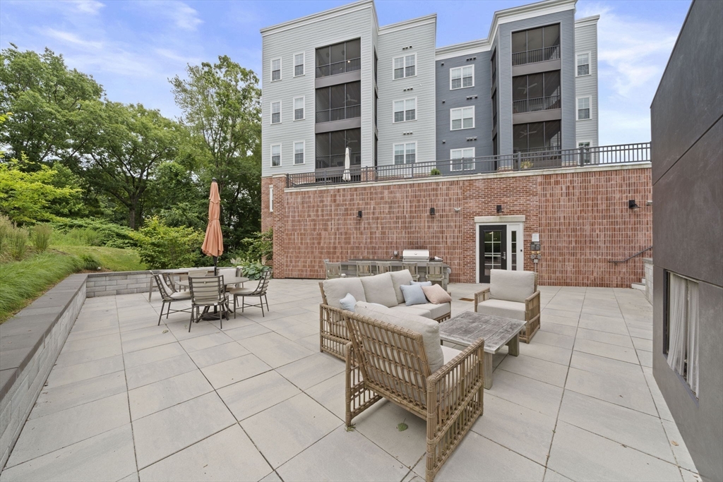 60 Coppersmith Way # 402 Property Photo 34