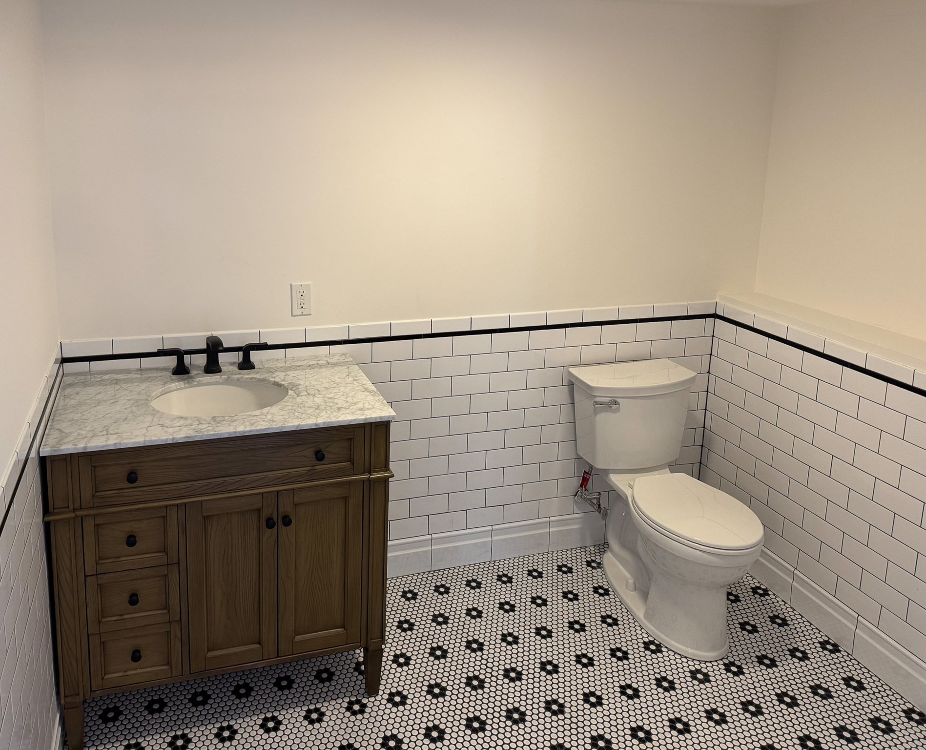 139 Route 6a Property Photo 2
