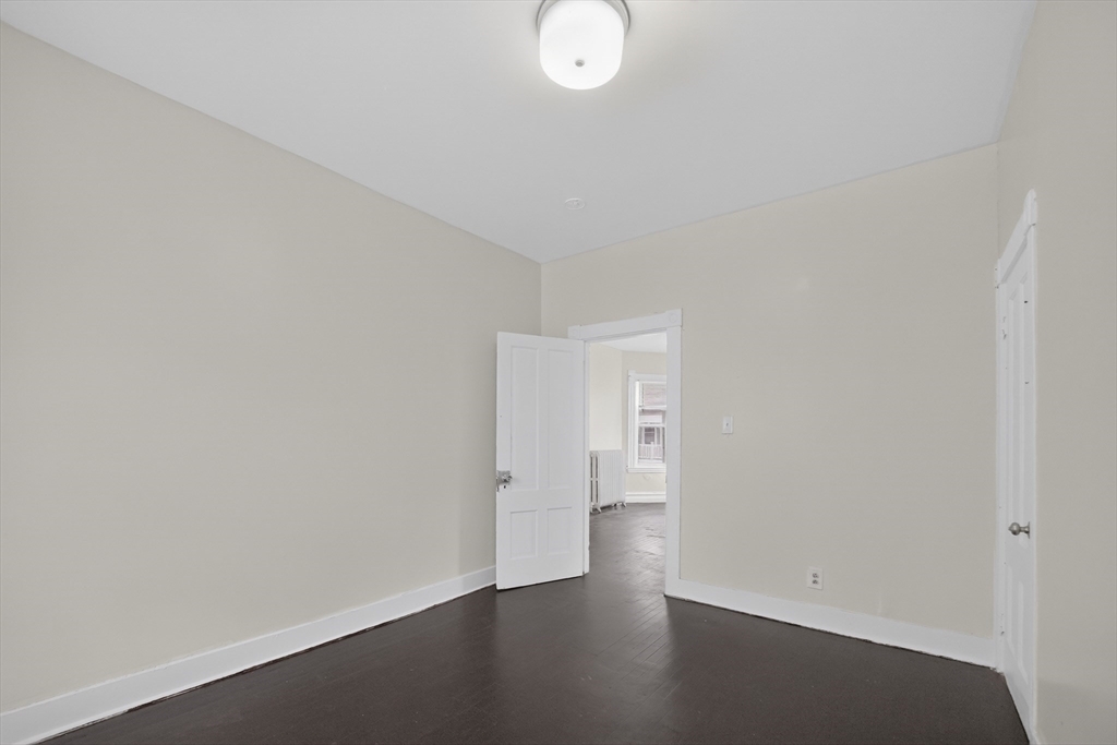 304 Summer St Property Photo 14