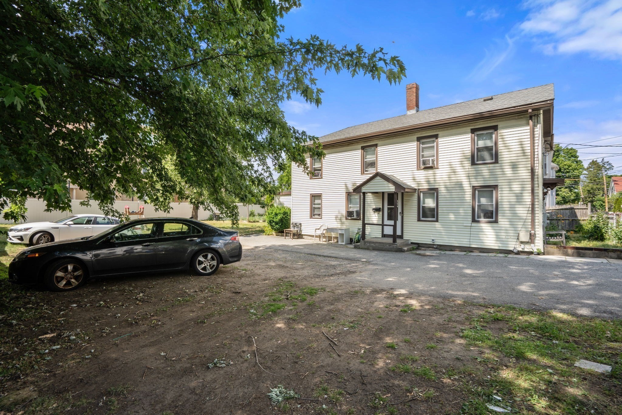 35 Middle St Property Photo 21