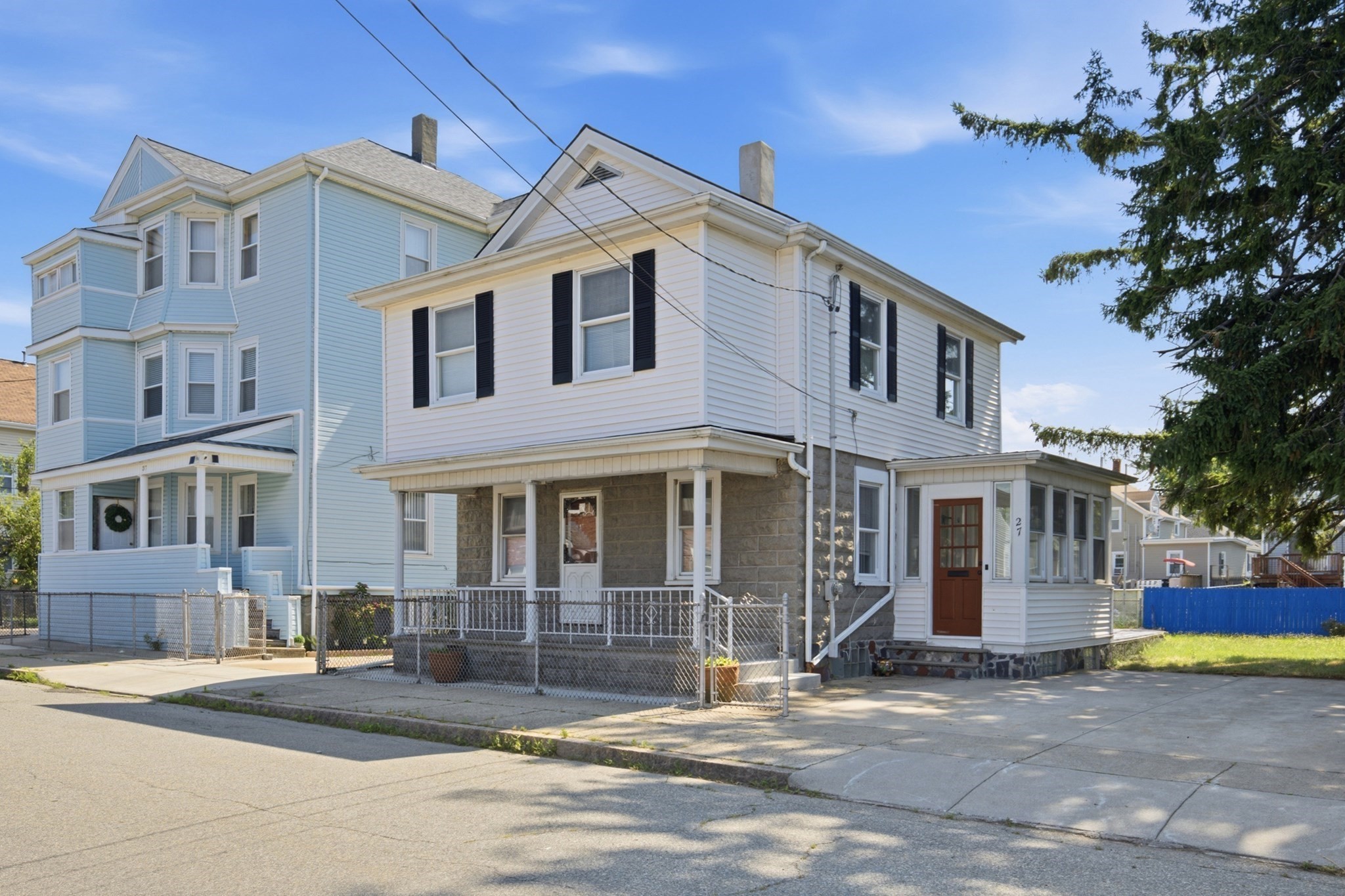 27 Johnson St Property Photo 3