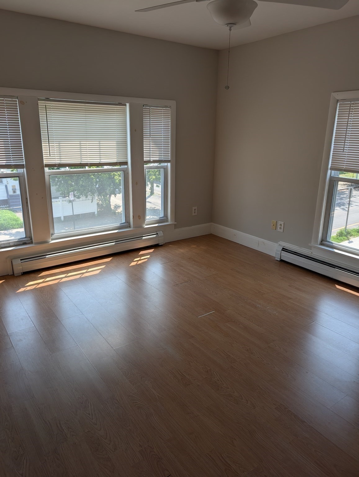 644 Pine Street Property Photo 17