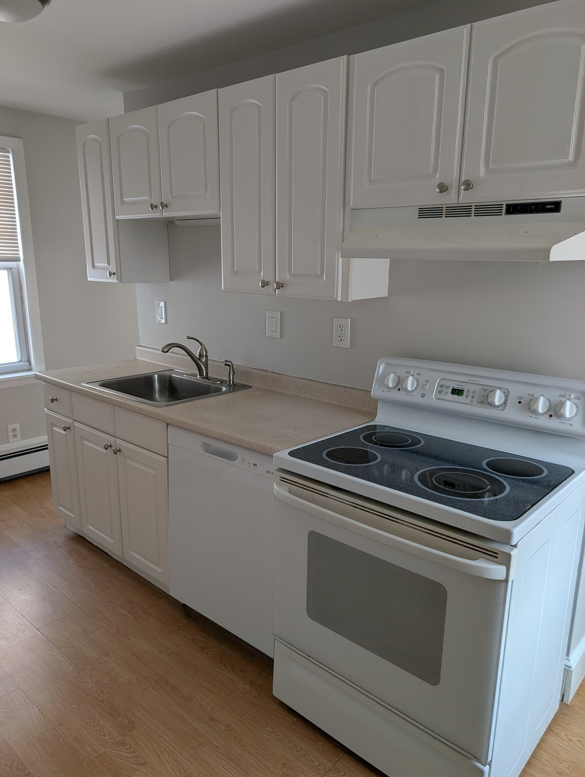 644 Pine Street Property Photo 28