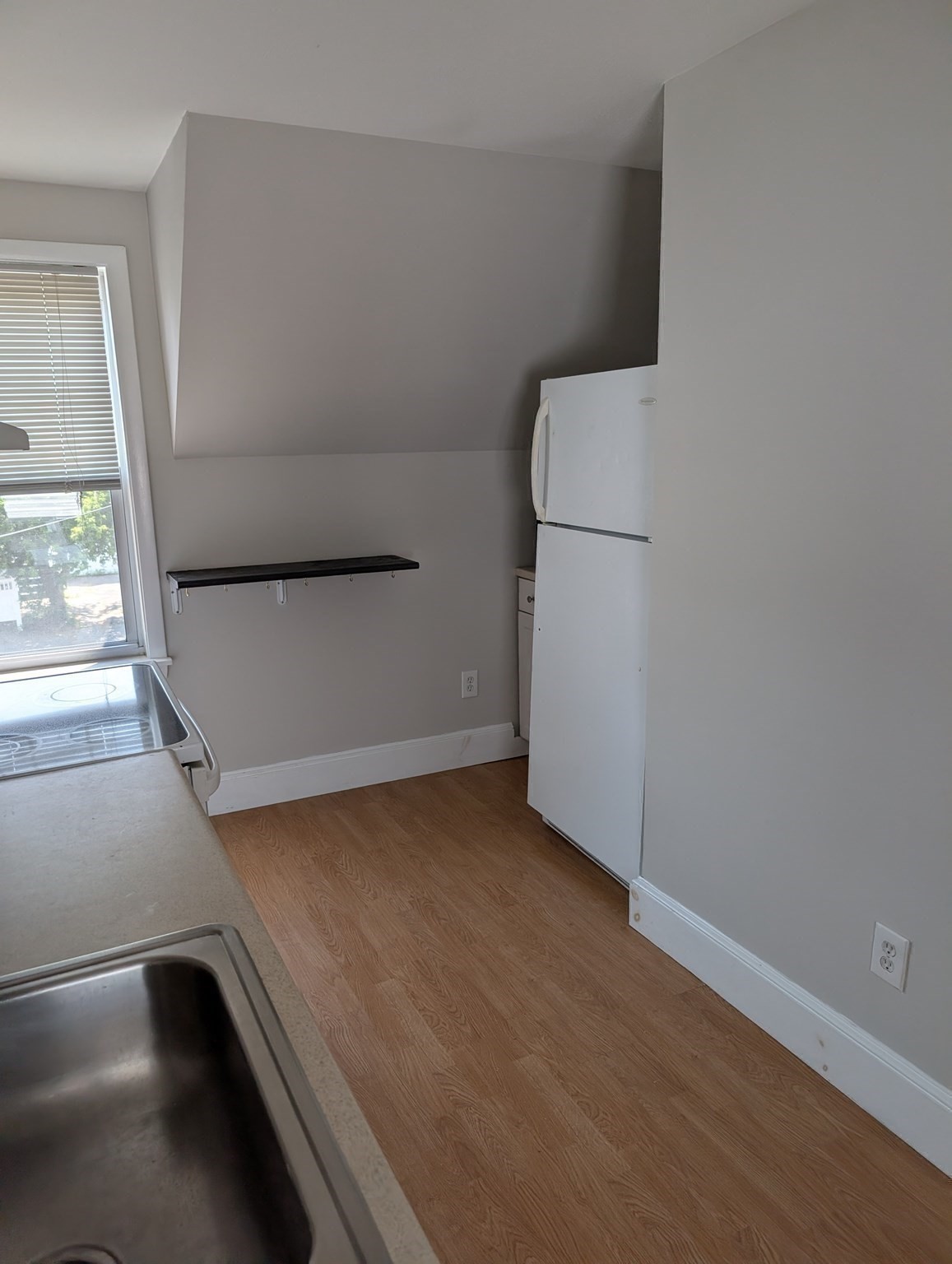 644 Pine Street Property Photo 30