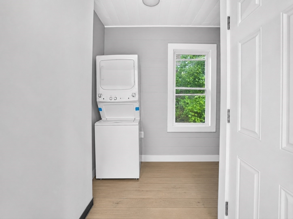 8 Jay St Property Photo 18
