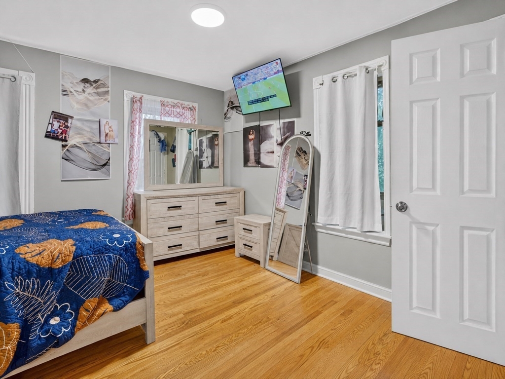 8 Jay St Property Photo 28