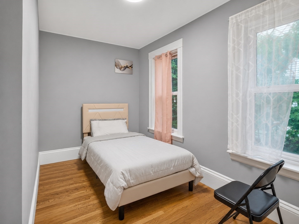 8 Jay St Property Photo 29