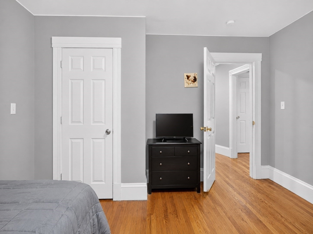 8 Jay St Property Photo 32