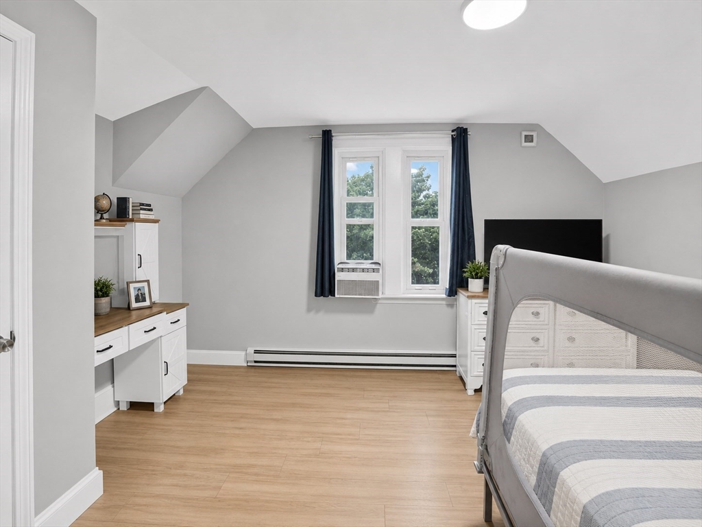 8 Jay St Property Photo 36