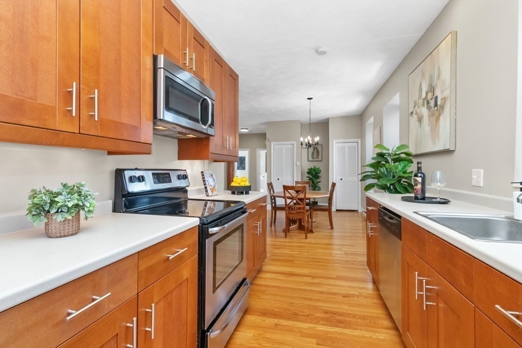 88 Florida Street # 2 Property Photo 11