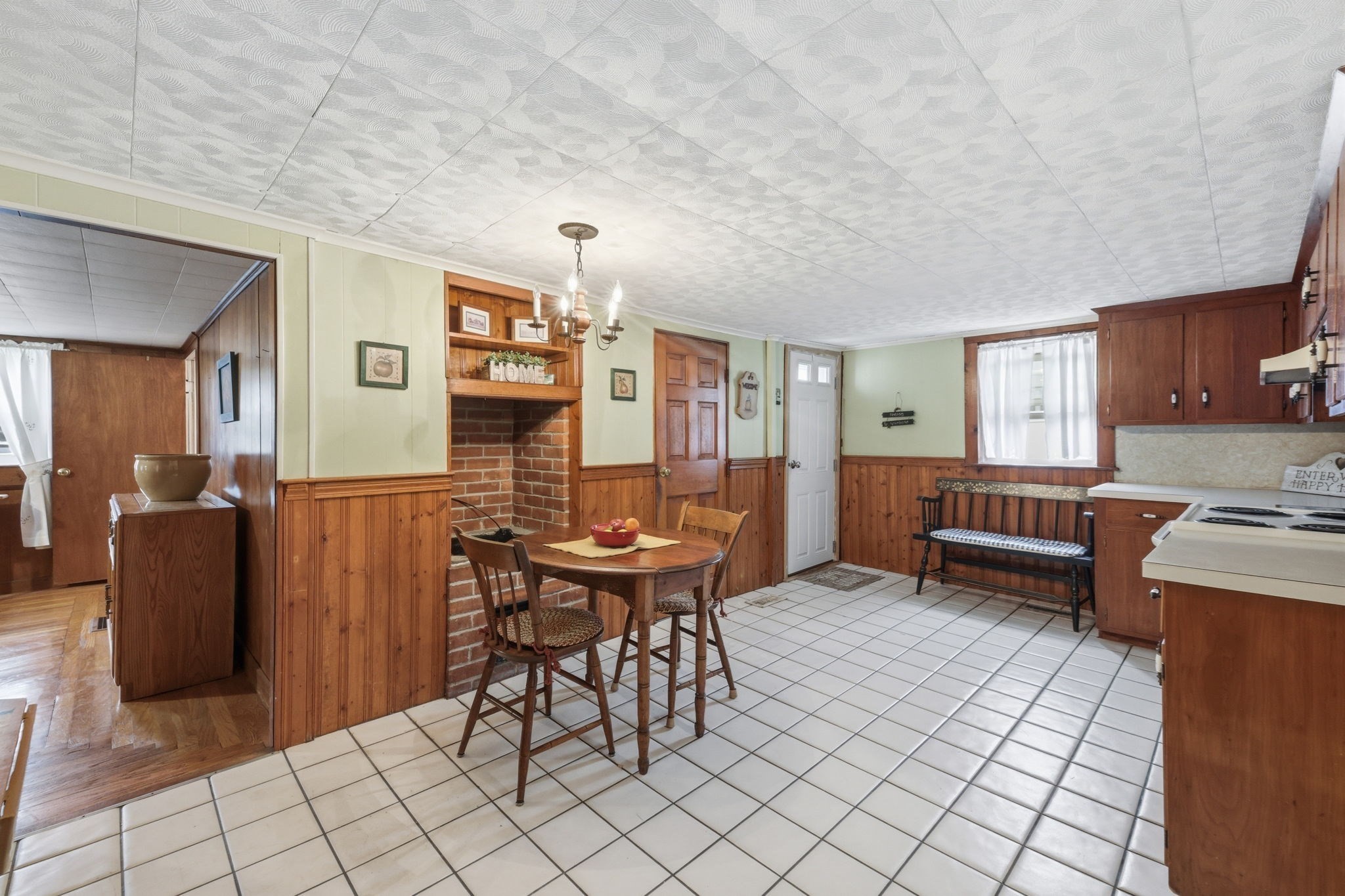 68 Chestnut St. Property Photo 15