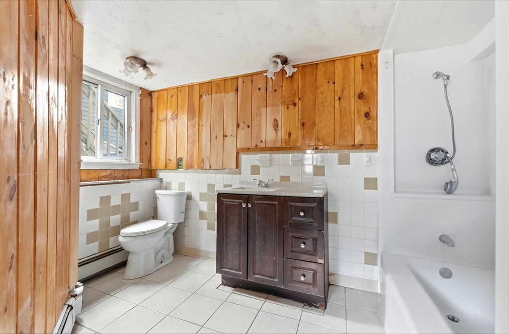 105 Oakwood Ave Property Photo 14