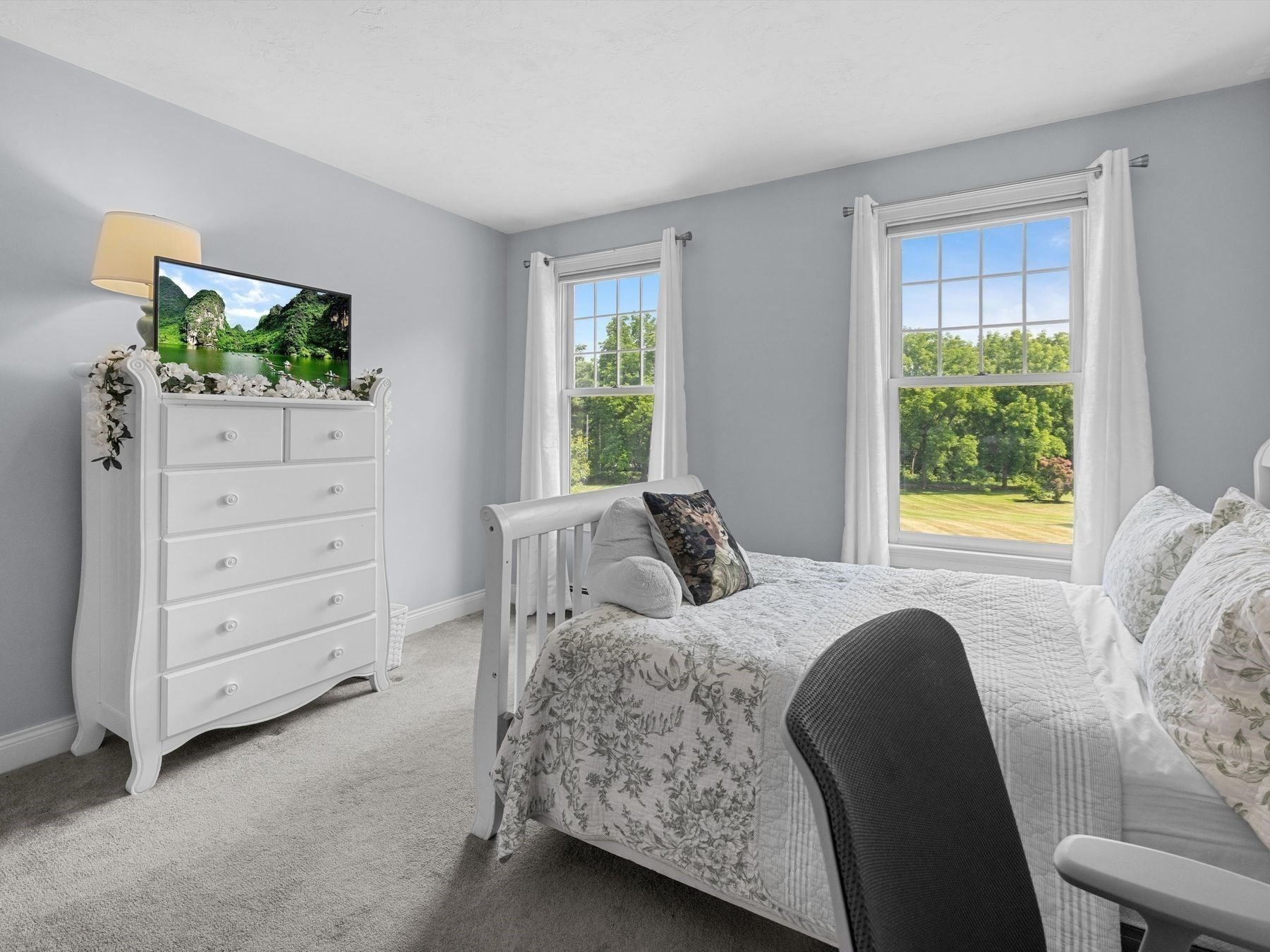6 Warburton Lane Property Photo 23