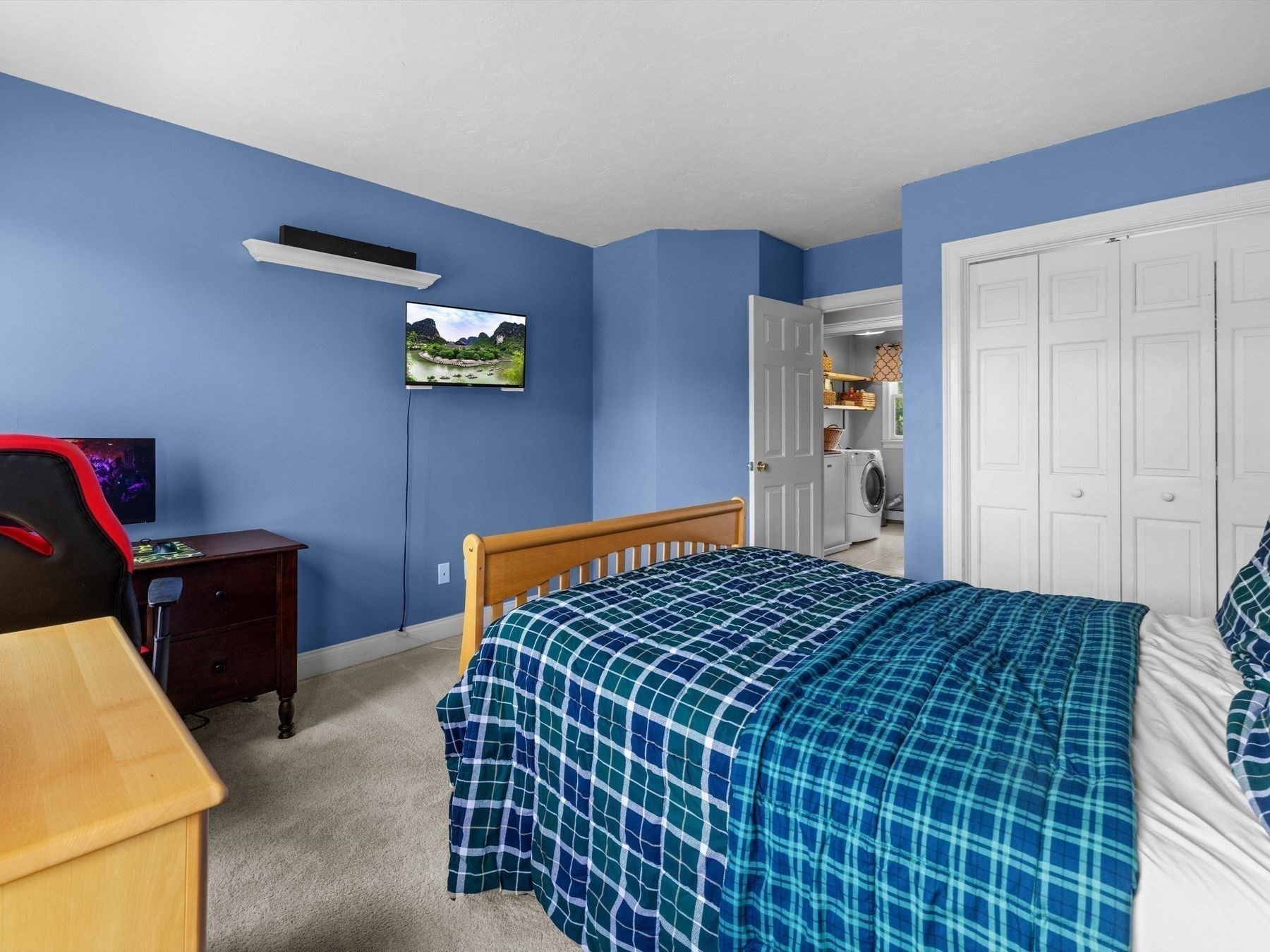 6 Warburton Lane Property Photo 29