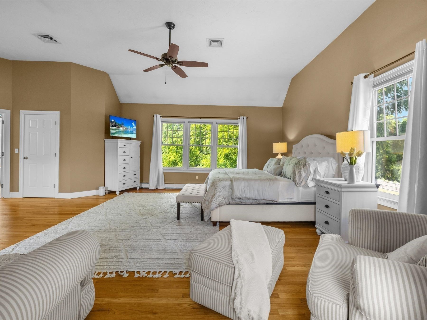 6 Warburton Lane Property Photo 31