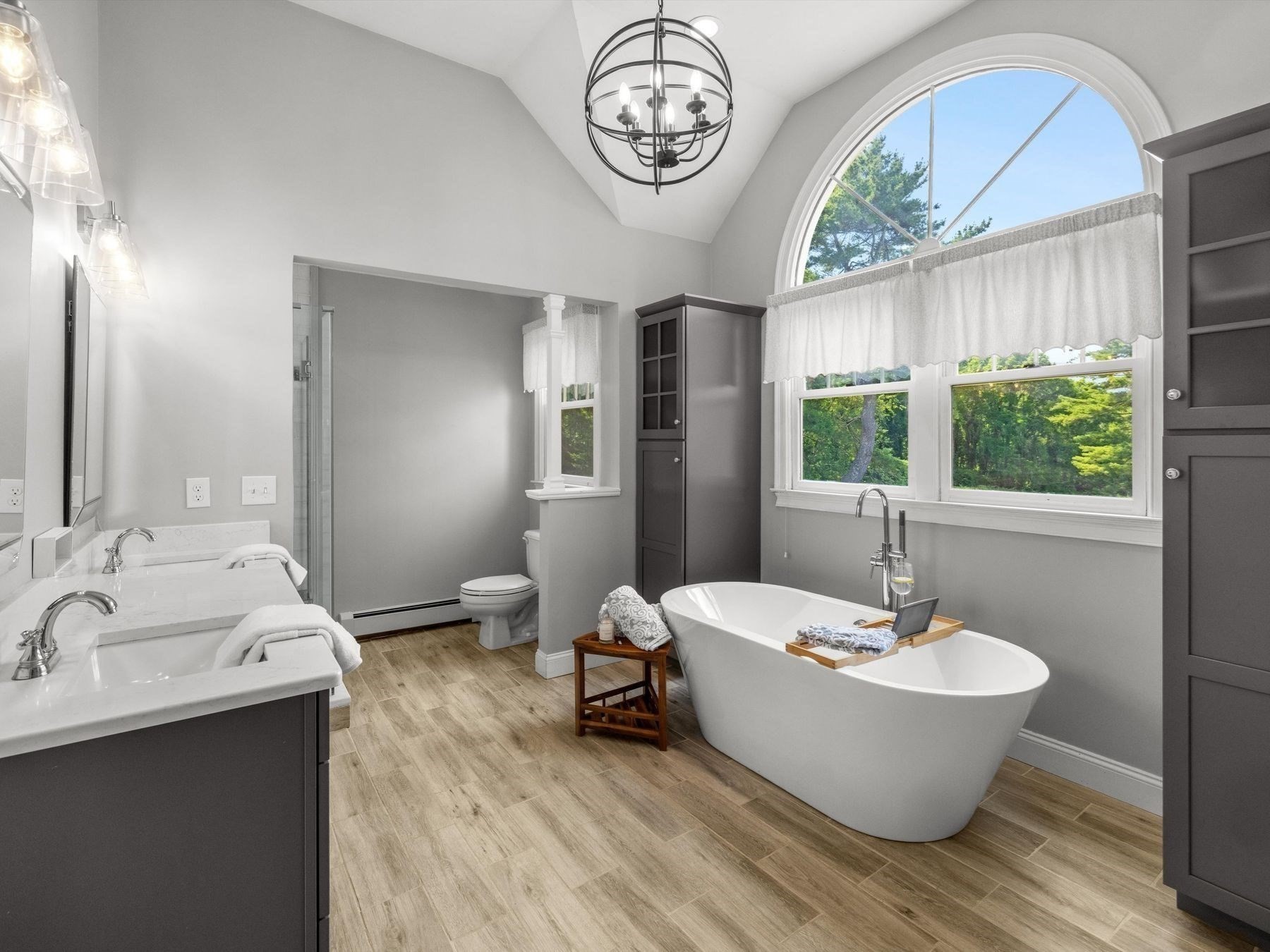 6 Warburton Lane Property Photo 33