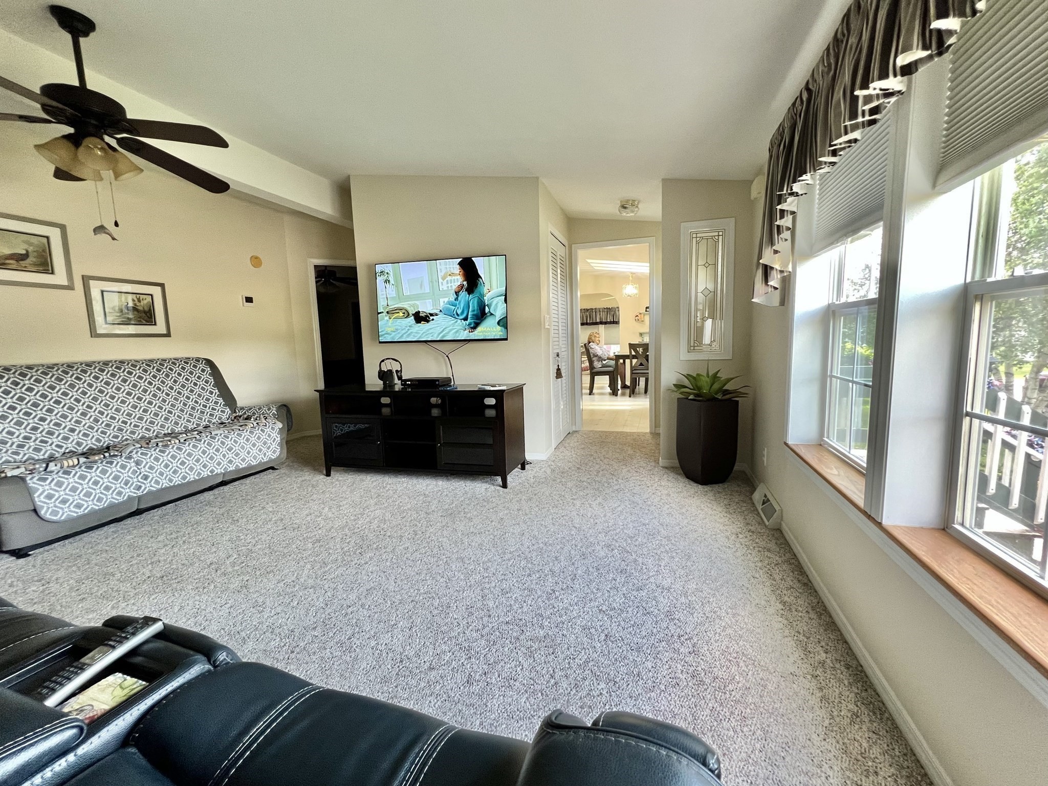 34 Constitution Way Property Photo 14