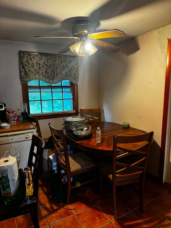 76 Rosewood Avenue Property Photo 5