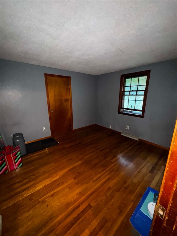 76 Rosewood Avenue Property Photo 7