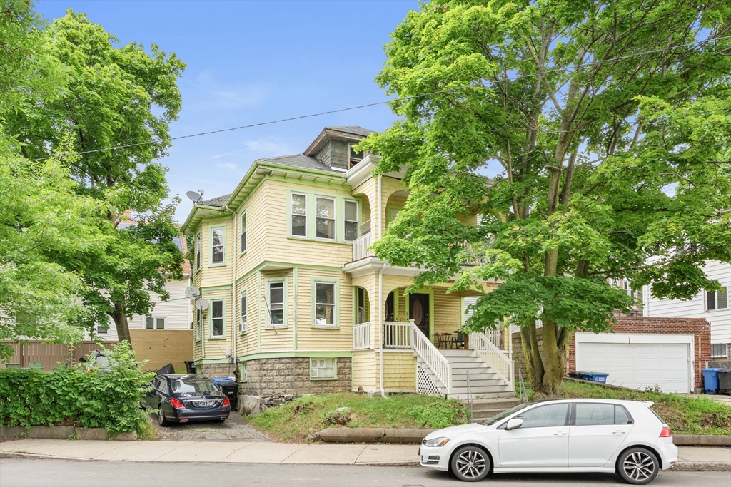 443 Medford St Property Photo 1