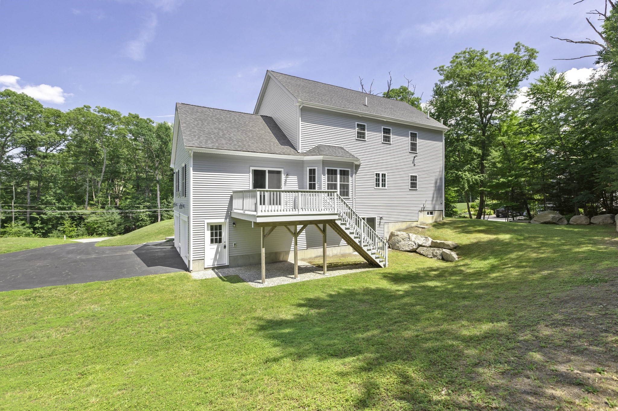 87 Martin Rd Property Photo 6